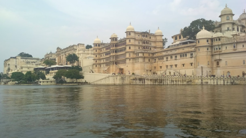 Enjoy the best of Udaipur with Club Mahindra